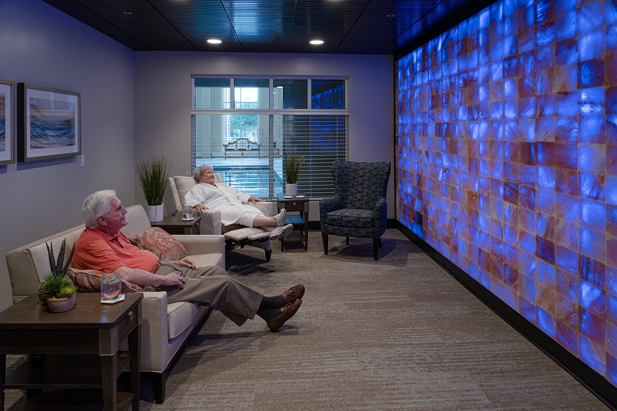 Seniors relaxing in The Chesapeake's lounge
